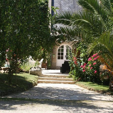 Chez Renee Et Raynal B&B Plounévez-Lochrist Екстериор снимка