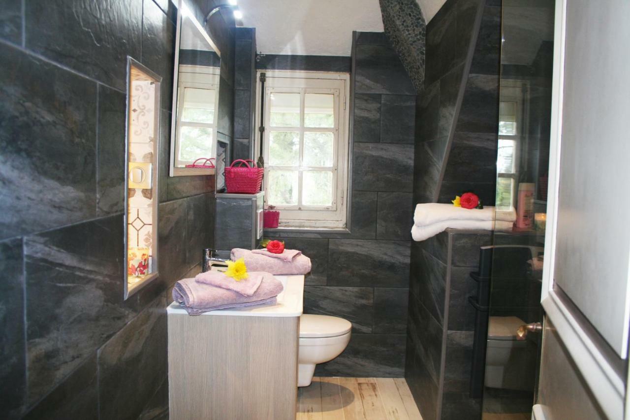 Chez Renee Et Raynal B&B Plounévez-Lochrist Екстериор снимка