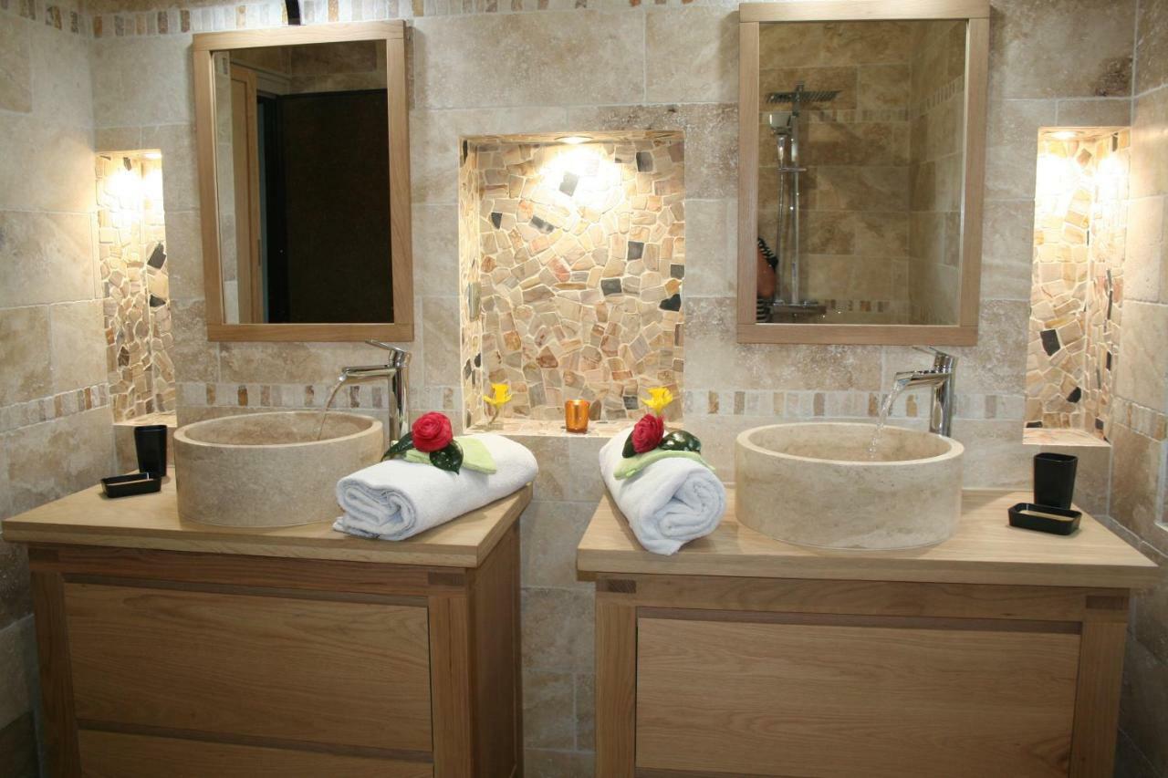 Chez Renee Et Raynal B&B Plounévez-Lochrist Екстериор снимка
